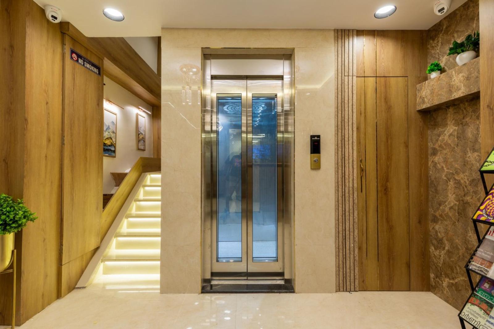 Hotel Windsor Castle Mumbai  Buitenkant foto