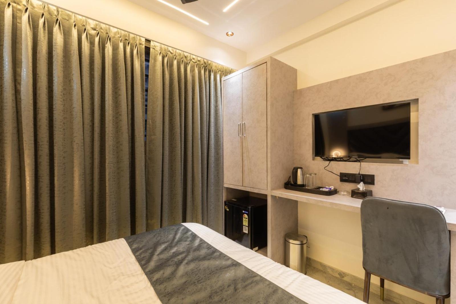 Hotel Windsor Castle Mumbai  Buitenkant foto
