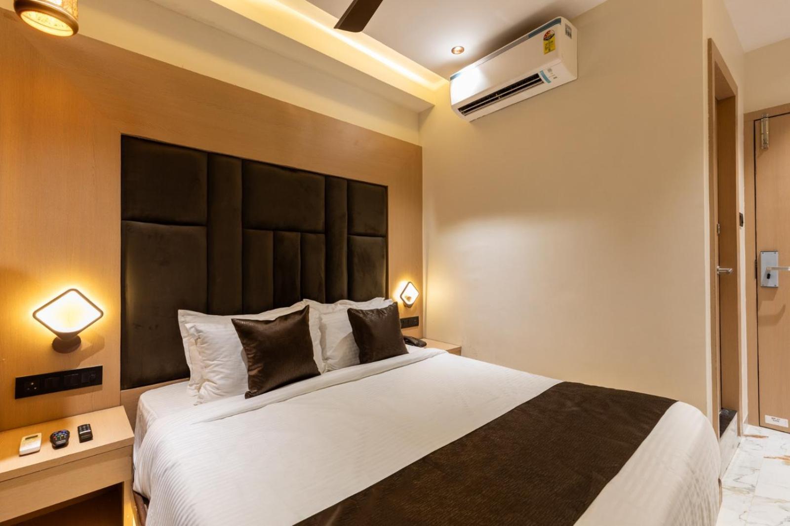 Hotel Windsor Castle Mumbai  Buitenkant foto